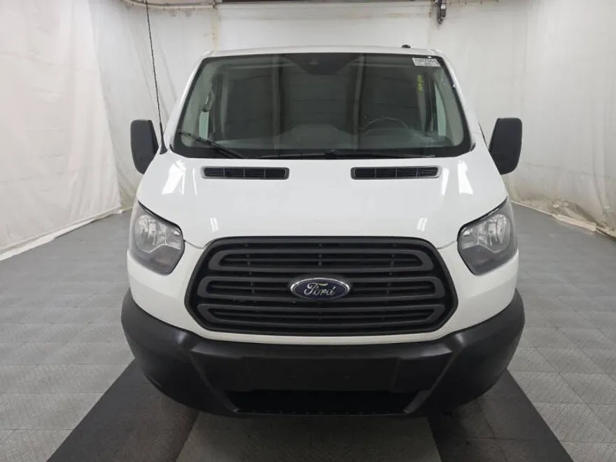 2019 Ford Transit photo 1