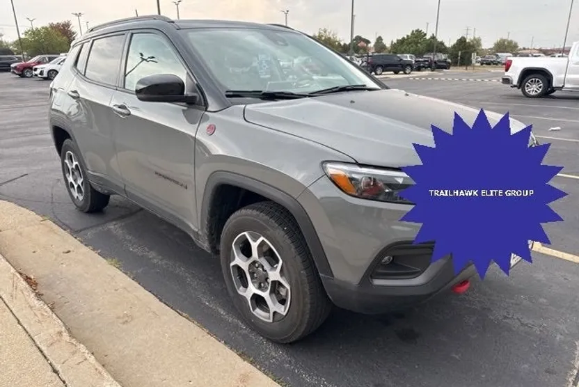 2022 Jeep Compass Trailhawk photo 1