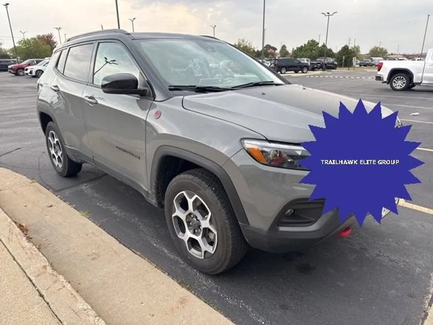 2022 Jeep Compass Trailhawk photo 1