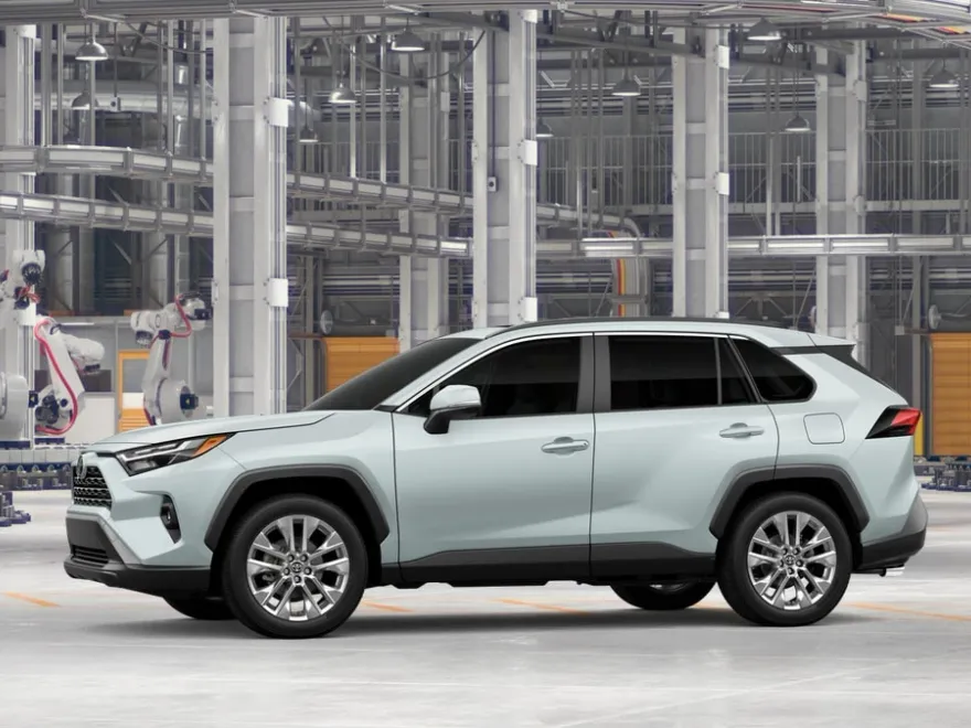 2025 Toyota RAV4 Premium XLE photo 1