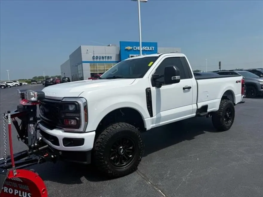 2024 Ford F-350 XL photo 1