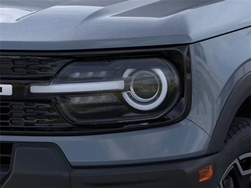 2025 Ford Bronco Sport Outer Banks photo 1