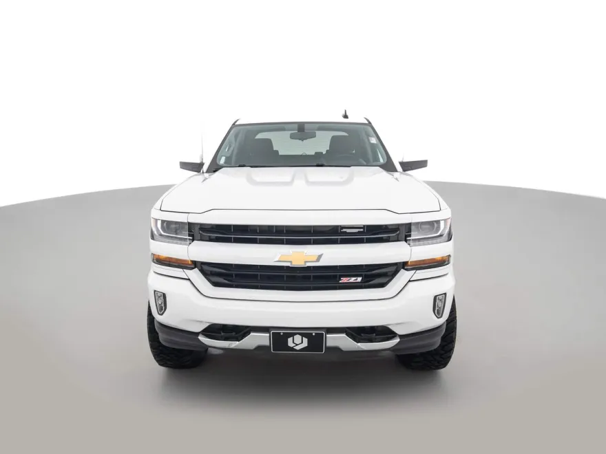 2018 Chevrolet Silverado 1500 LT Z71 photo 1