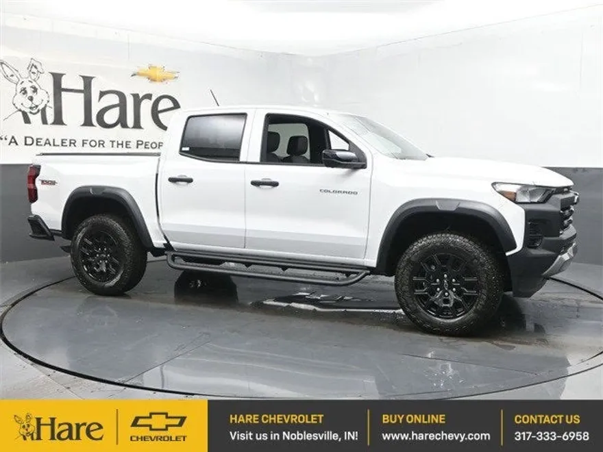 2026 Chevrolet Colorado Trail Boss photo 1
