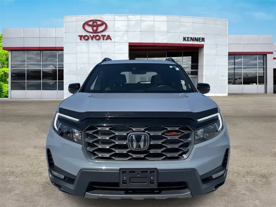 2023 Honda Passport TrailSport photo 1