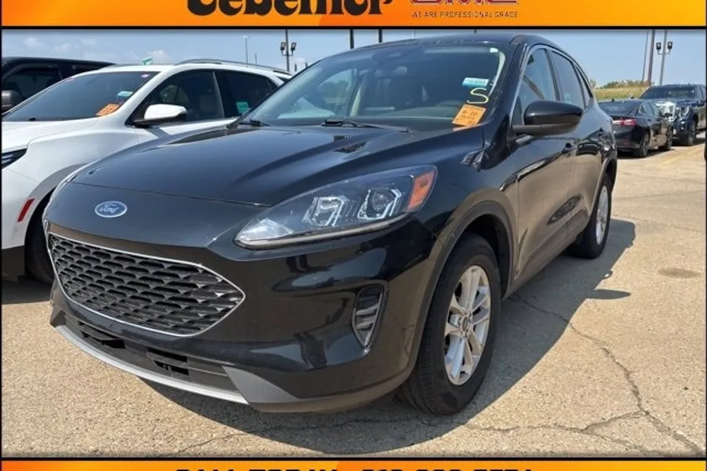 2020 Ford Escape SE photo 1