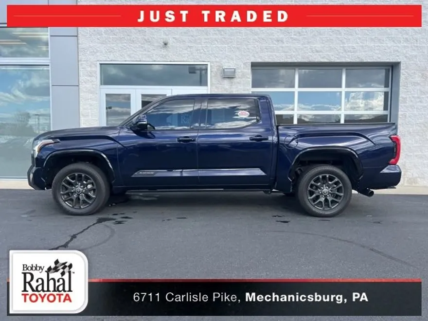 2023 Toyota Tundra Platinum photo 1