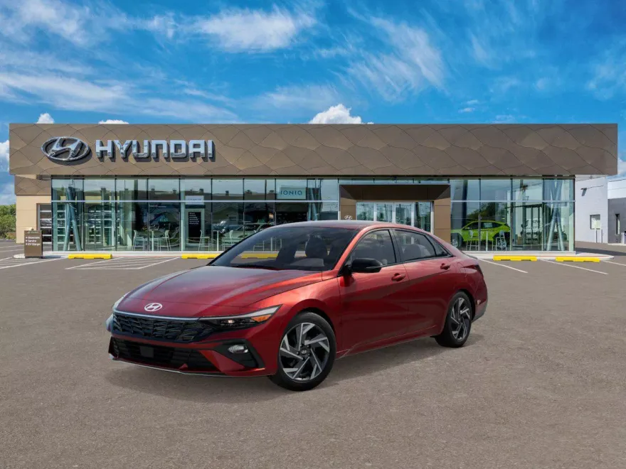 2025 Hyundai Elantra SEL Sport photo 1