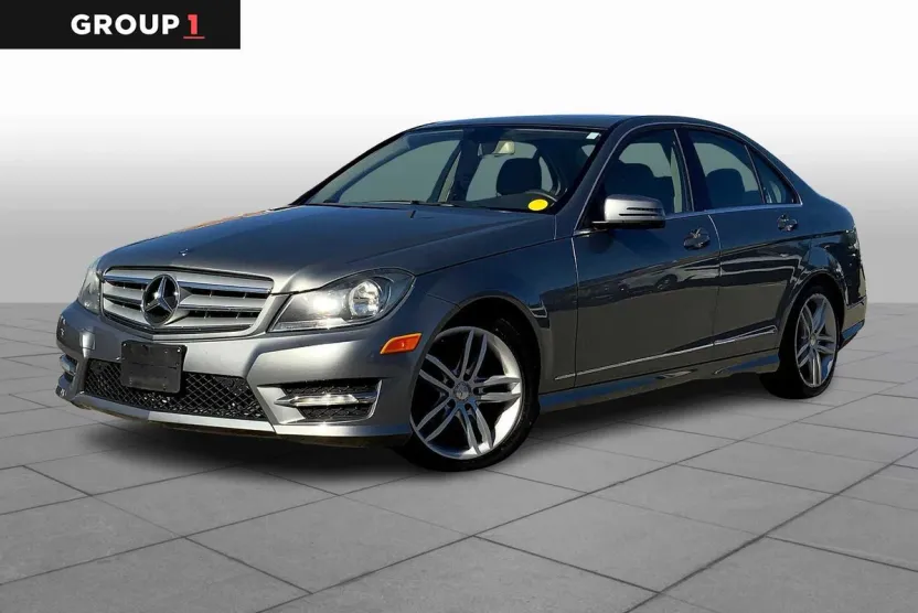 2012 Mercedes Benz C 300 Sport photo 1