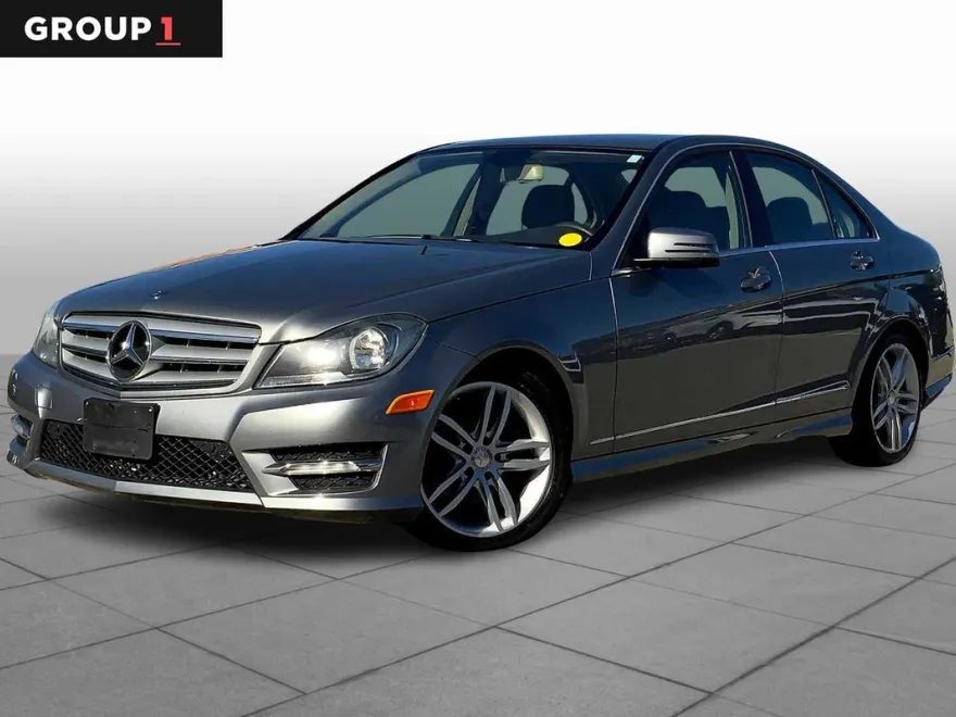 2012 Mercedes Benz C 300 Sport photo 1