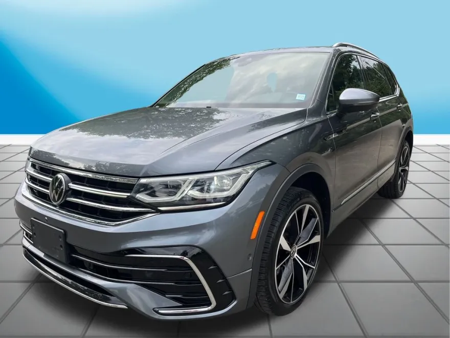 2022 Volkswagen Tiguan SEL Premium R-Line photo 1