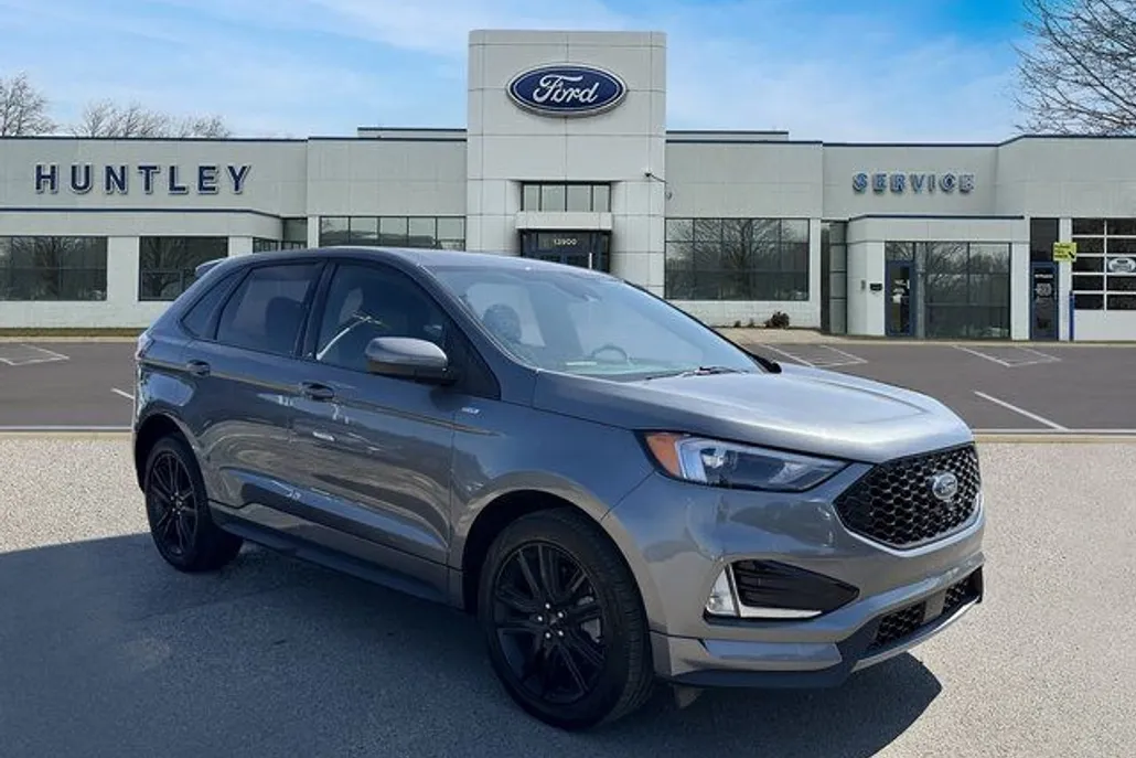2024 Ford Edge ST photo 1