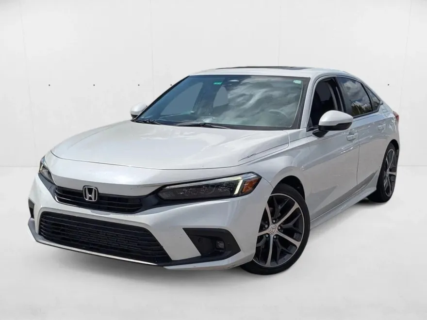 2023 Honda Civic Touring photo 1