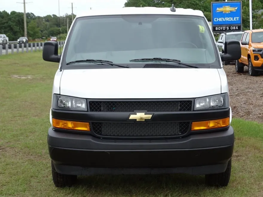 2024 Chevrolet Express 2500 Work Van Cargo photo 1