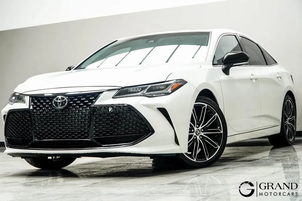 2021 Toyota Avalon Touring photo 1