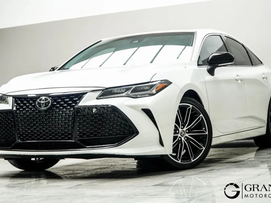 2021 Toyota Avalon Touring photo 1