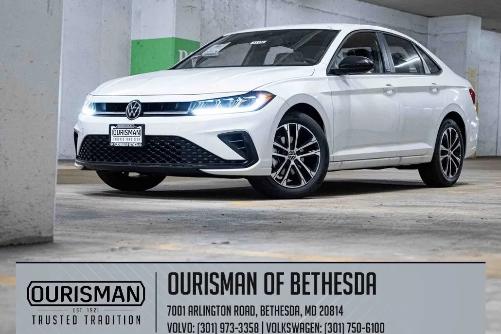 2025 Volkswagen Jetta 1.5T Sport photo 1