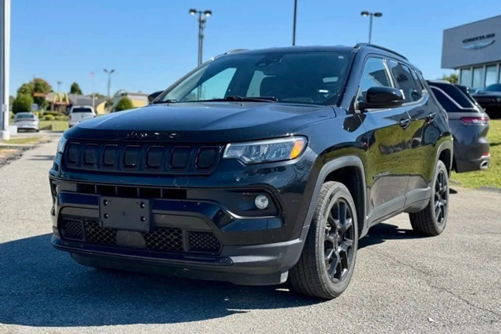 2022 Jeep Compass North Edition Latitude photo 1