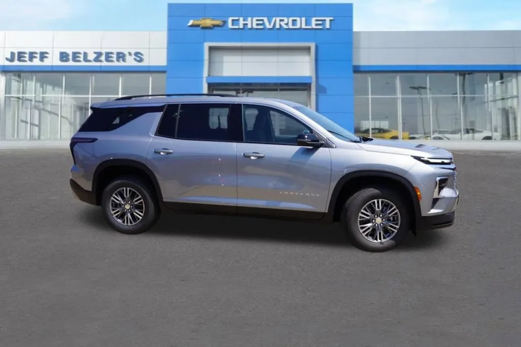 2026 Chevrolet Traverse photo 1