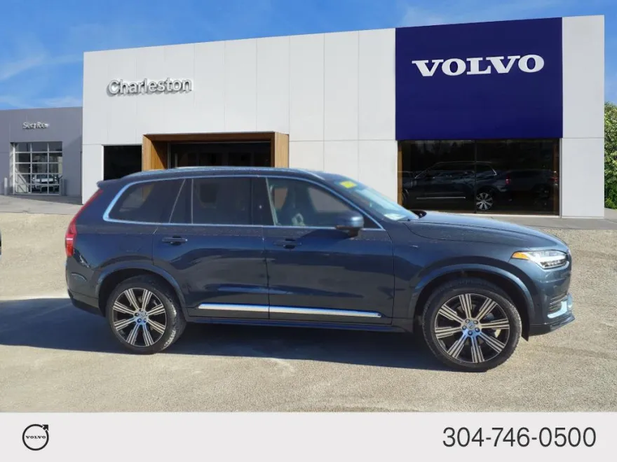2025 Volvo XC90 Plus photo 1