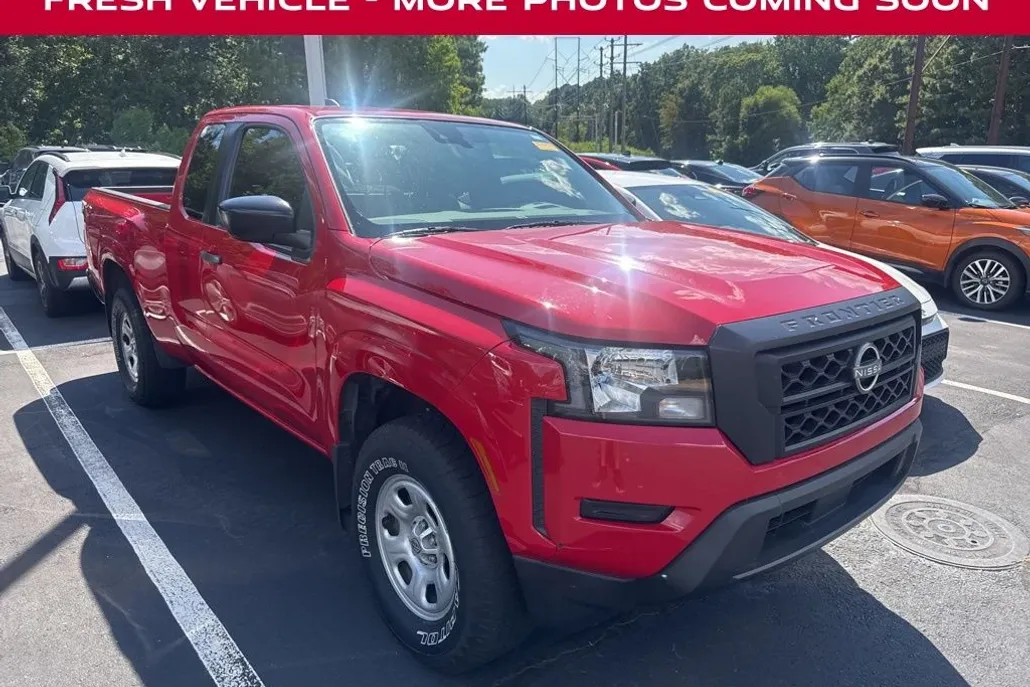 2022 Nissan Frontier S photo 1
