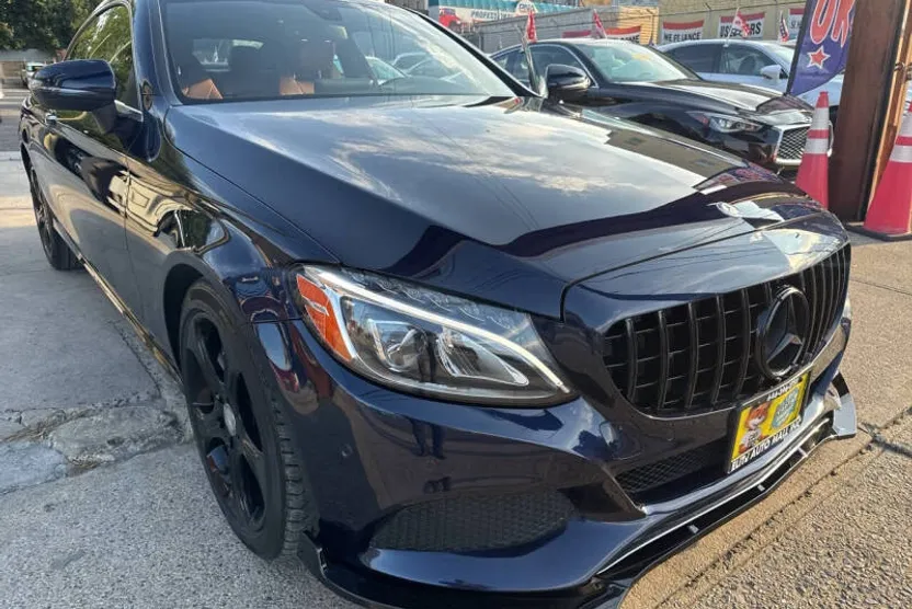 2017 Mercedes Benz C 300 4MATIC photo 1