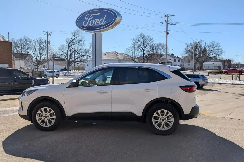2023 Ford Escape Active photo 1