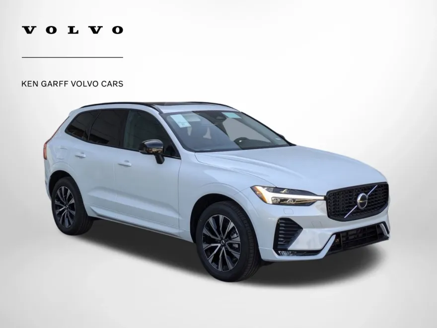 2025 Volvo XC60 Core photo 1