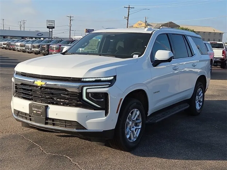 2025 Chevrolet Tahoe LS photo 1