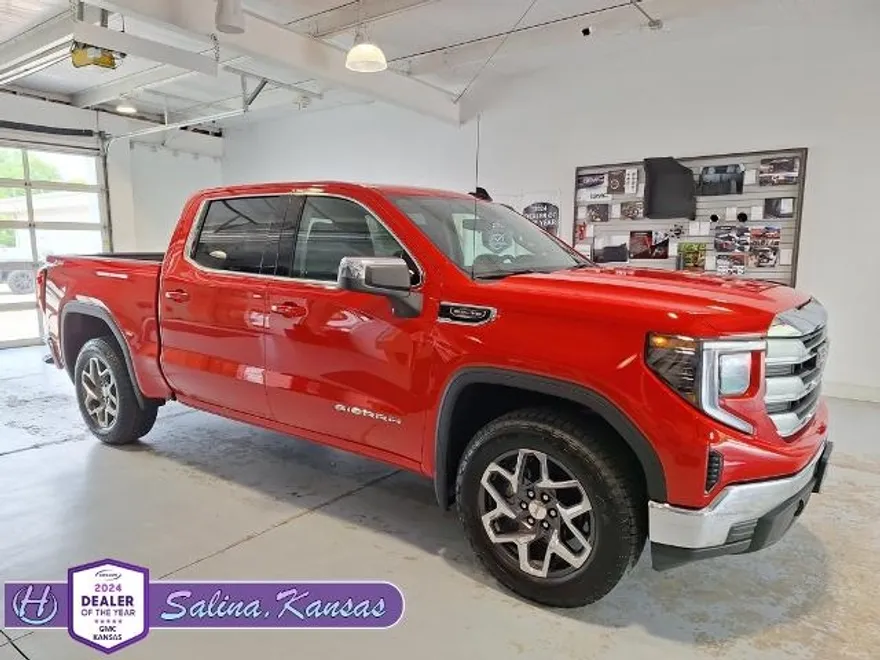 2025 Gmc Sierra 1500 SLE photo 1