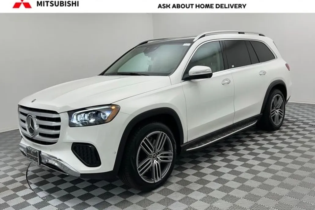 2025 Mercedes Benz GLS 450 4MATIC photo 1