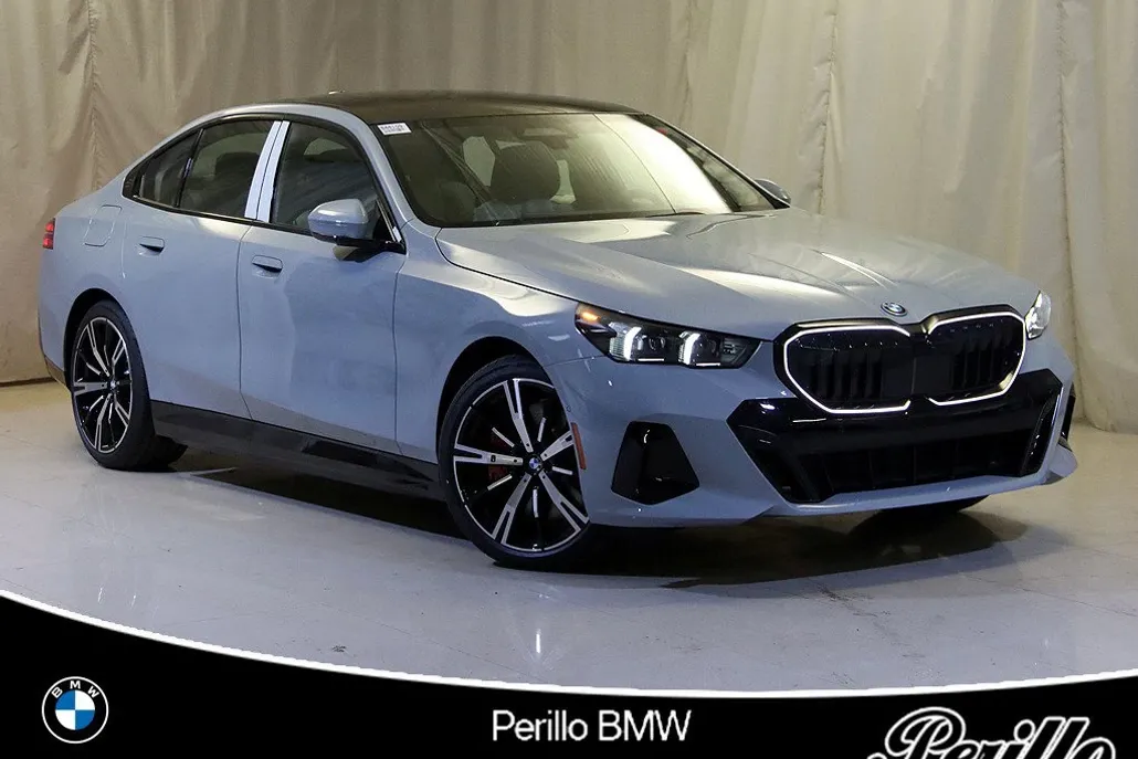 2026 Bmw 550e xDrive photo 1