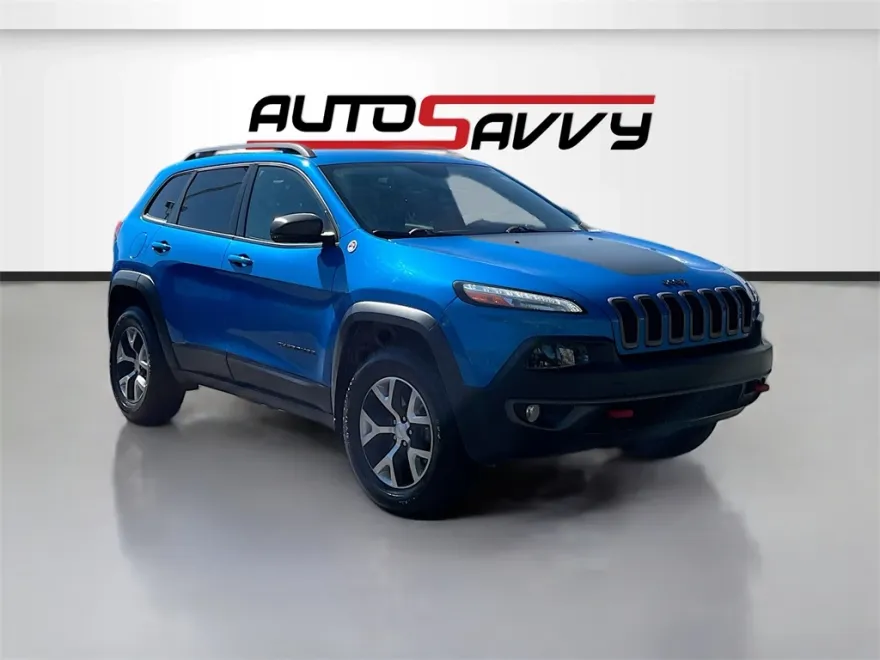 2023 Jeep Cherokee Altitude photo 1