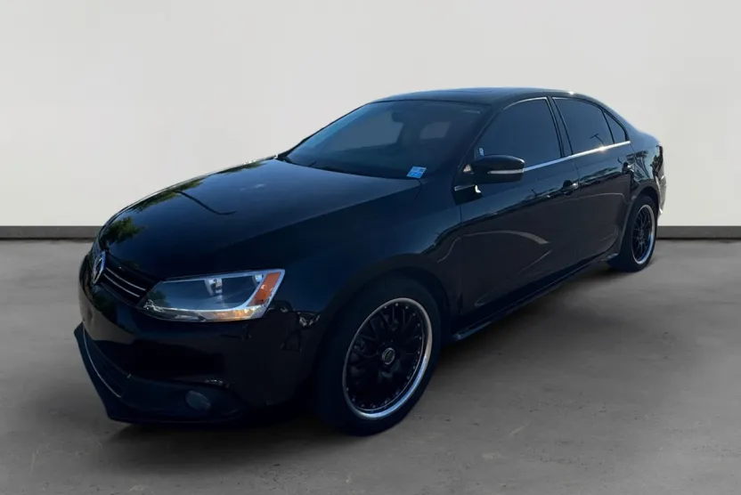 2011 Volkswagen Jetta SEL photo 1