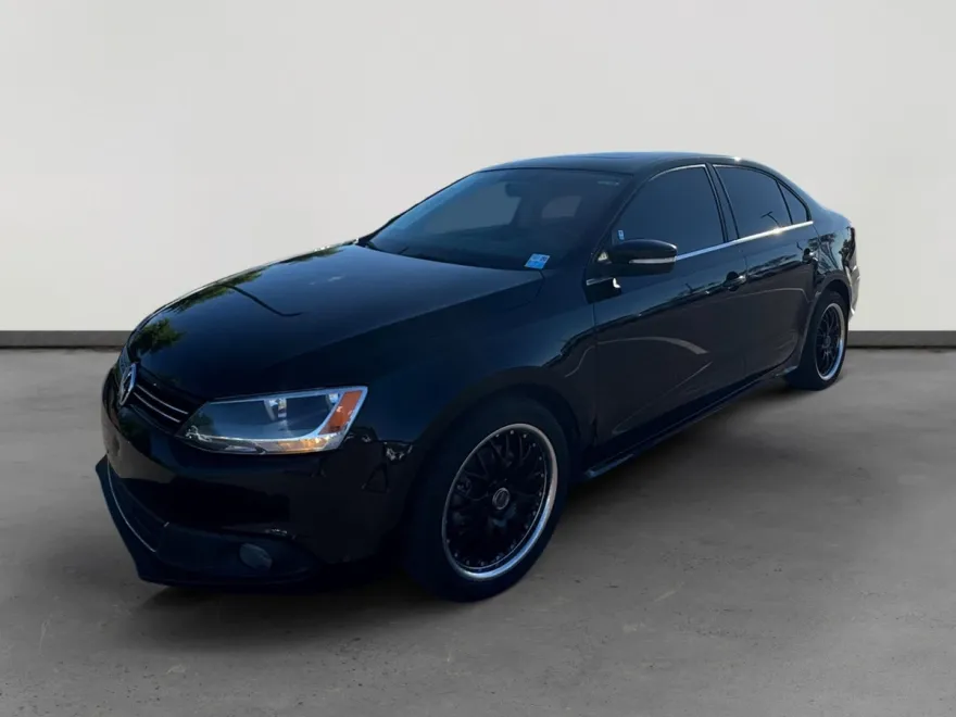 2011 Volkswagen Jetta SEL photo 1