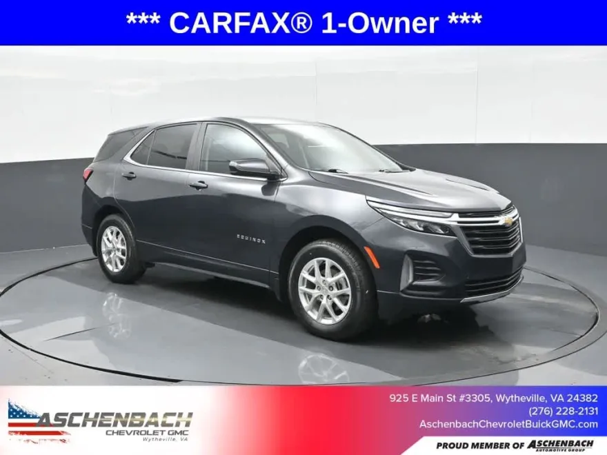 2023 Chevrolet Equinox LT photo 1