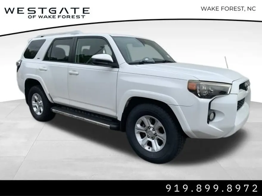 2014 Toyota 4Runner SR5 photo 1