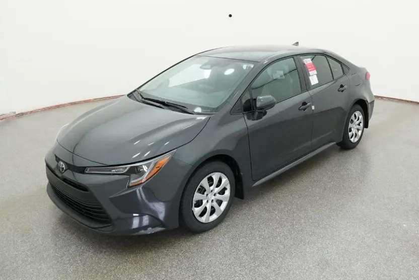 2026 Toyota Corolla LE photo 1