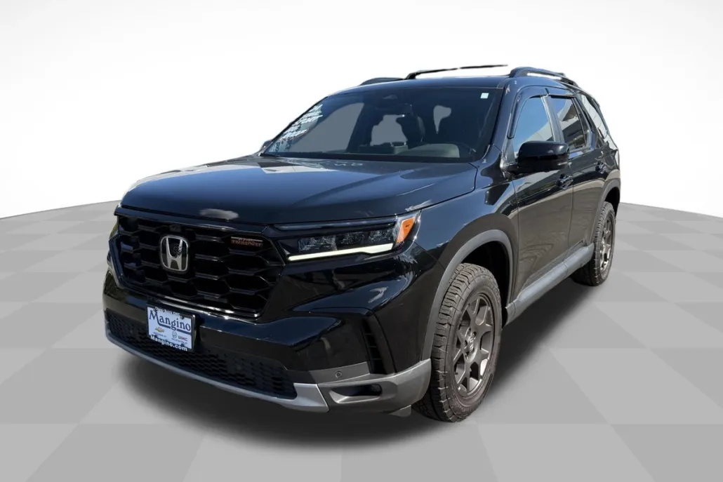 2024 Honda Pilot TrailSport photo 1
