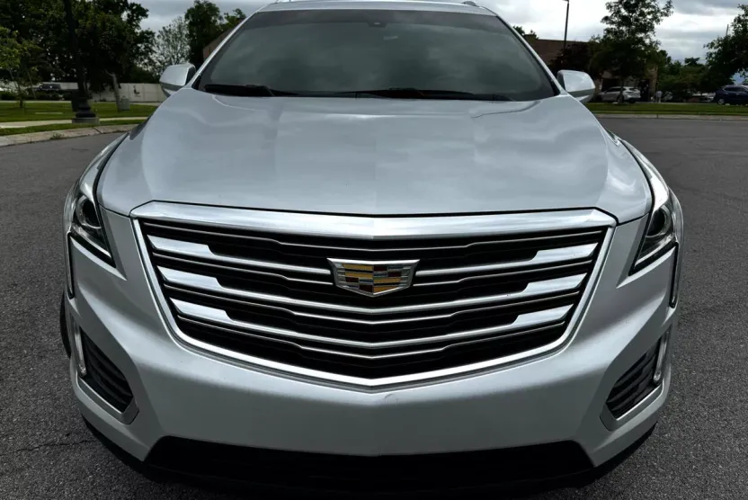2017 Cadillac XT5 Base photo 1