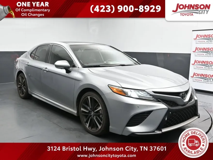 2019 Toyota Camry XSE photo 1