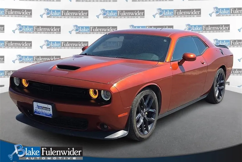 2022 Dodge Challenger GT photo 1