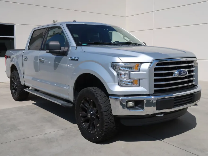 2015 Ford F-150 XLT photo 1