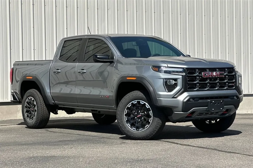 2026 Gmc Canyon AT4 photo 1