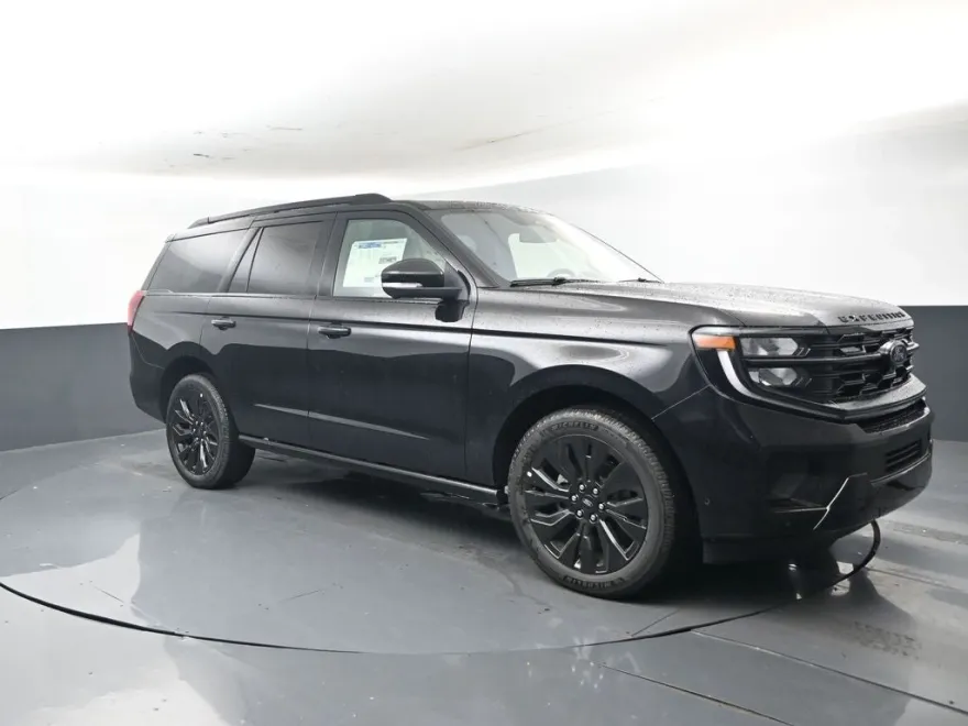 2025 Ford Expedition Platinum photo 1