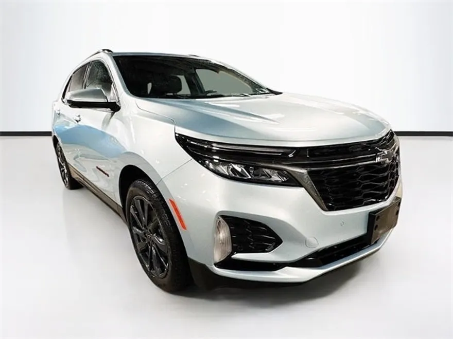 2022 Chevrolet Equinox RS photo 1