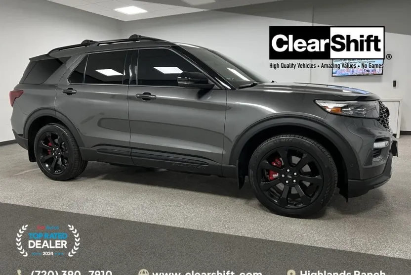 2020 Ford Explorer ST photo 1