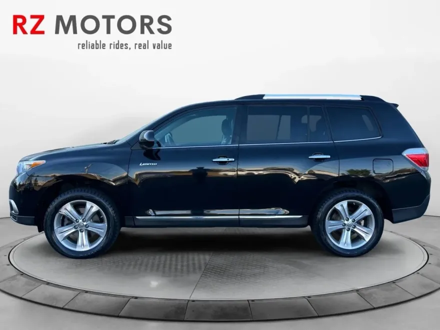 2013 Toyota Highlander Limited Sport photo 1