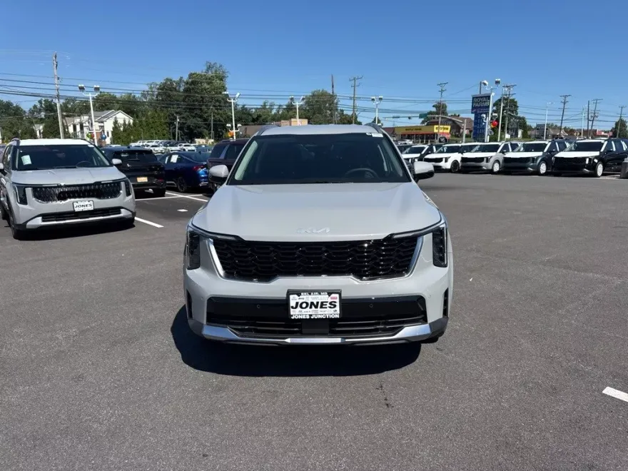 2026 Kia Sorento S photo 1