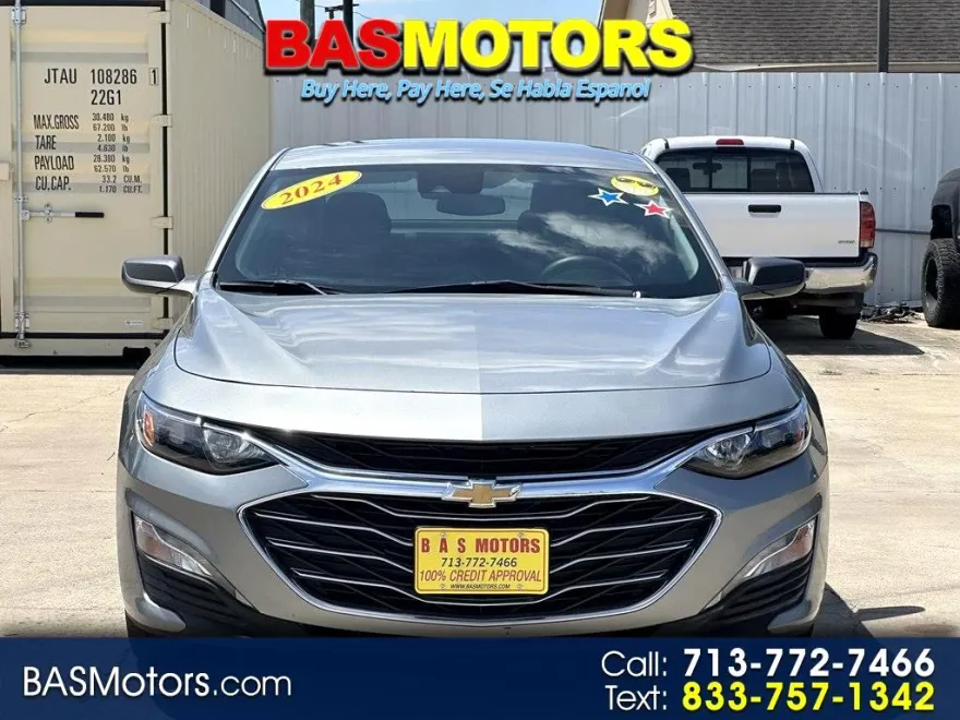 2024 Chevrolet Malibu 1LT photo 1